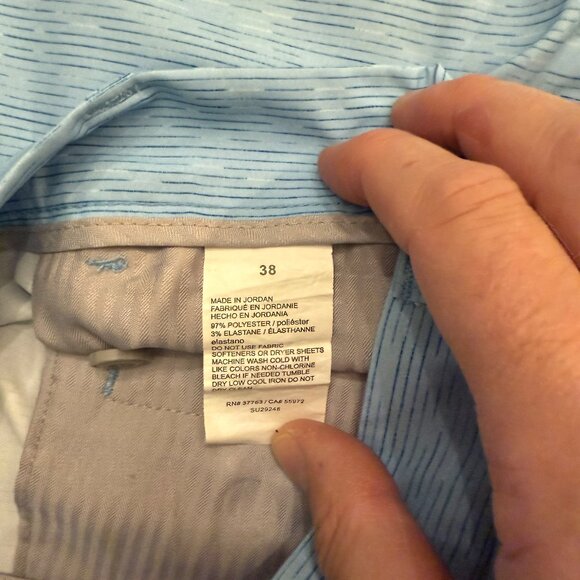 Lightweight Men's Shorts - Picture 2 of 5